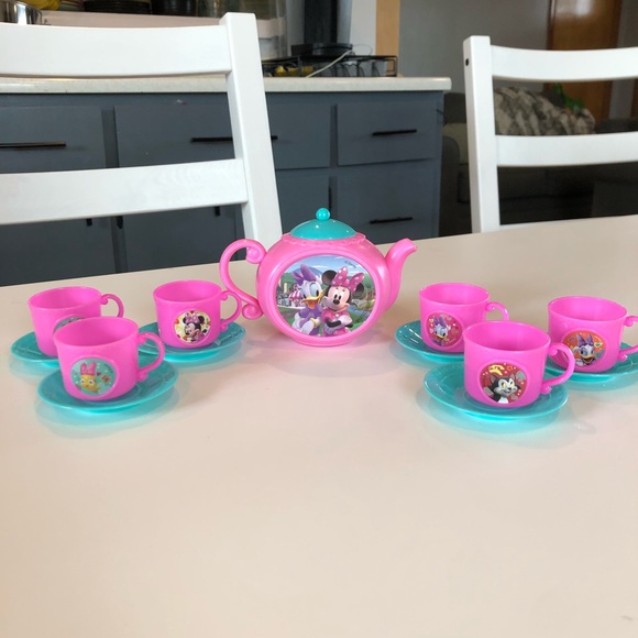 minnie mouse tea set